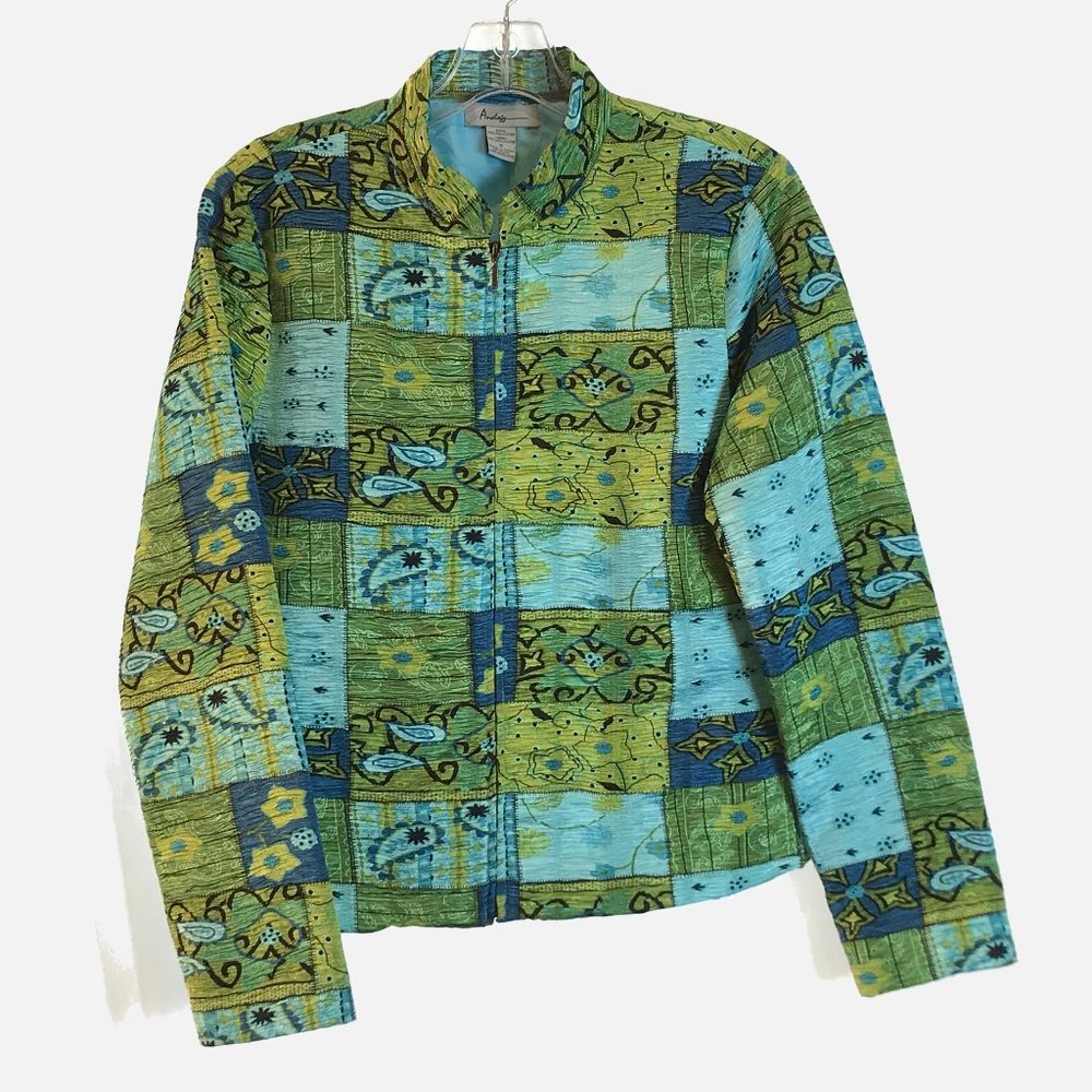 Size Small Analogy Crimped Satin Ombre Jacket